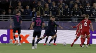 1791933731360065193.gif 赏金船长官网图片展示